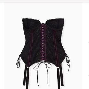 Torrid Size 1 Betsey Johnson Underbust Corset NWT